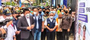 HERMAN DERU BERSAMA CIK UJANG RESMIKAN JEMBATAN LEMATANG II