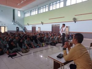 Jelang PKL, Siswa SMKN 1 Lahat Dapat Pembekalan