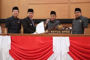Tunjangan RT/RW Minta Dibayarkan 12 Bulan