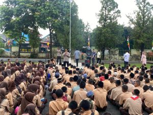 Rutin Tiap Jumat, Sebelum KBM Dimulai Seluruh Siswa SMKN 1 Lahat Wajib Baca Surah Yasin
