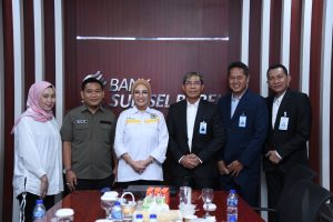 Ketua DPRD Provinsi Sumsel Hj RA Anita Noeringhati Kunjungi Kantor Cabang Bank Sumselbabel Sekayu