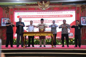 Ketua DPRD Provinsi Sumsel, Hj RA Anita Noeringhati Hadiri MoU antara Pemprov Sumsel dengan Kejati Sumsel