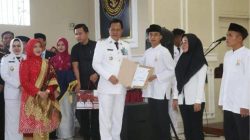 Bupati Muara Enim Serahkan Remisi kepada 811 Warga Binaan